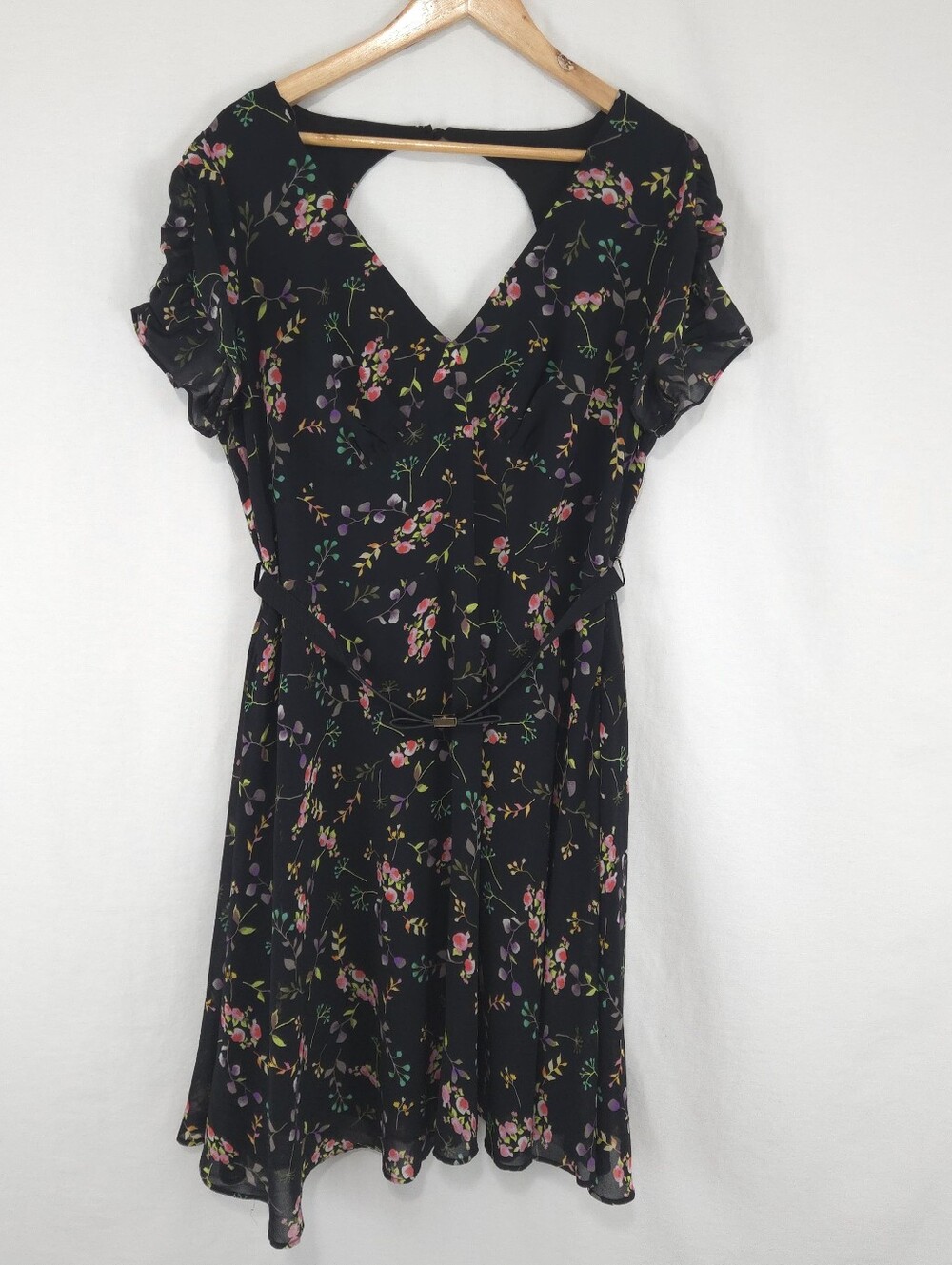 City Chic Women's Black Floral Dress